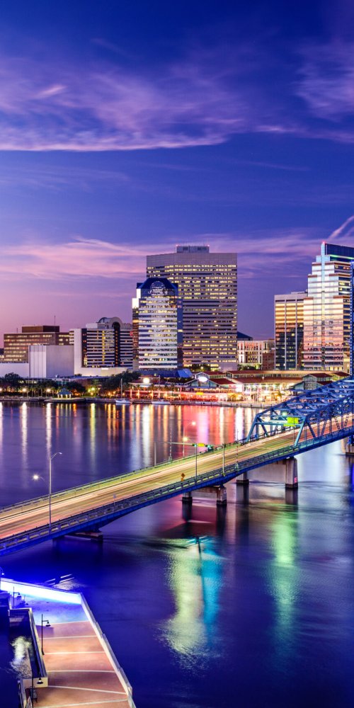 City street scene in Jacksonville