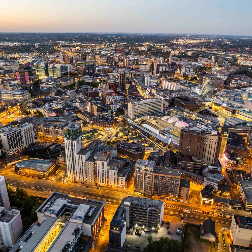 The Ultimate Guide to the Best Things to Do in Birmingham, UK: Icons, Neighbourhoods & Hidden Gems