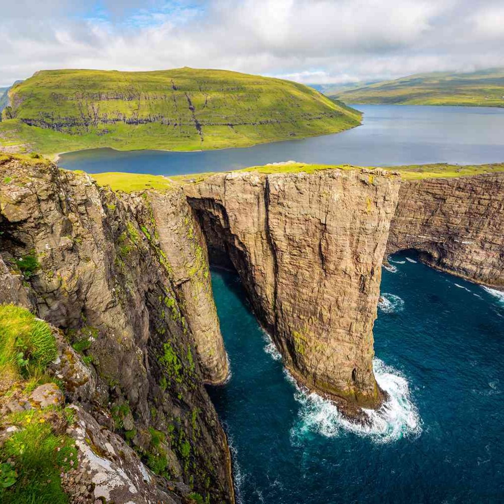 Uncover the Magic: The Ultimate Guide to Things to Do in Faroe Islands, DK