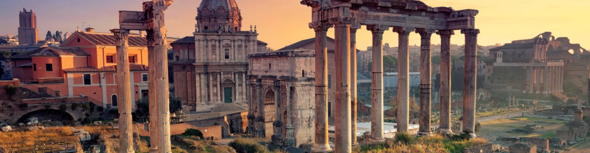 Evening riverside shot of Rome, IT