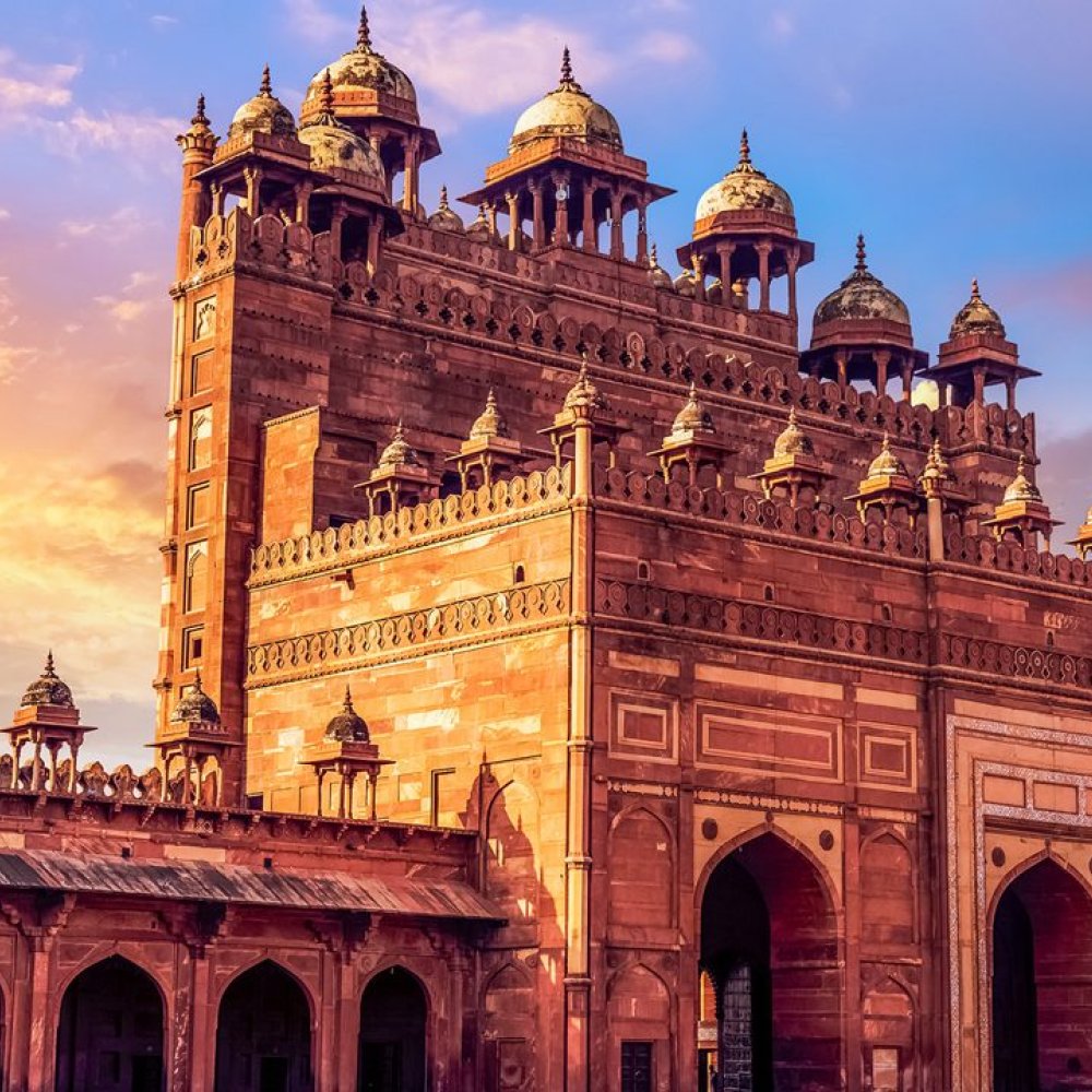 Exploring Agra, IN: 10 Unforgettable Things to Do in the Taj City's Heart